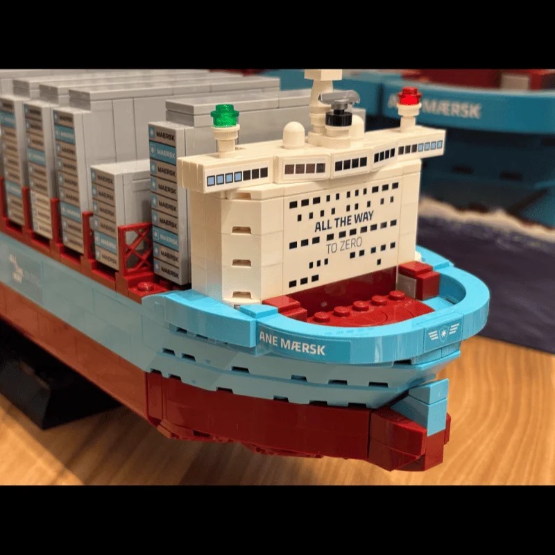 Nieuwe 2026 Dual-Fuel Containe - Lego Set Technic recensie en prijs